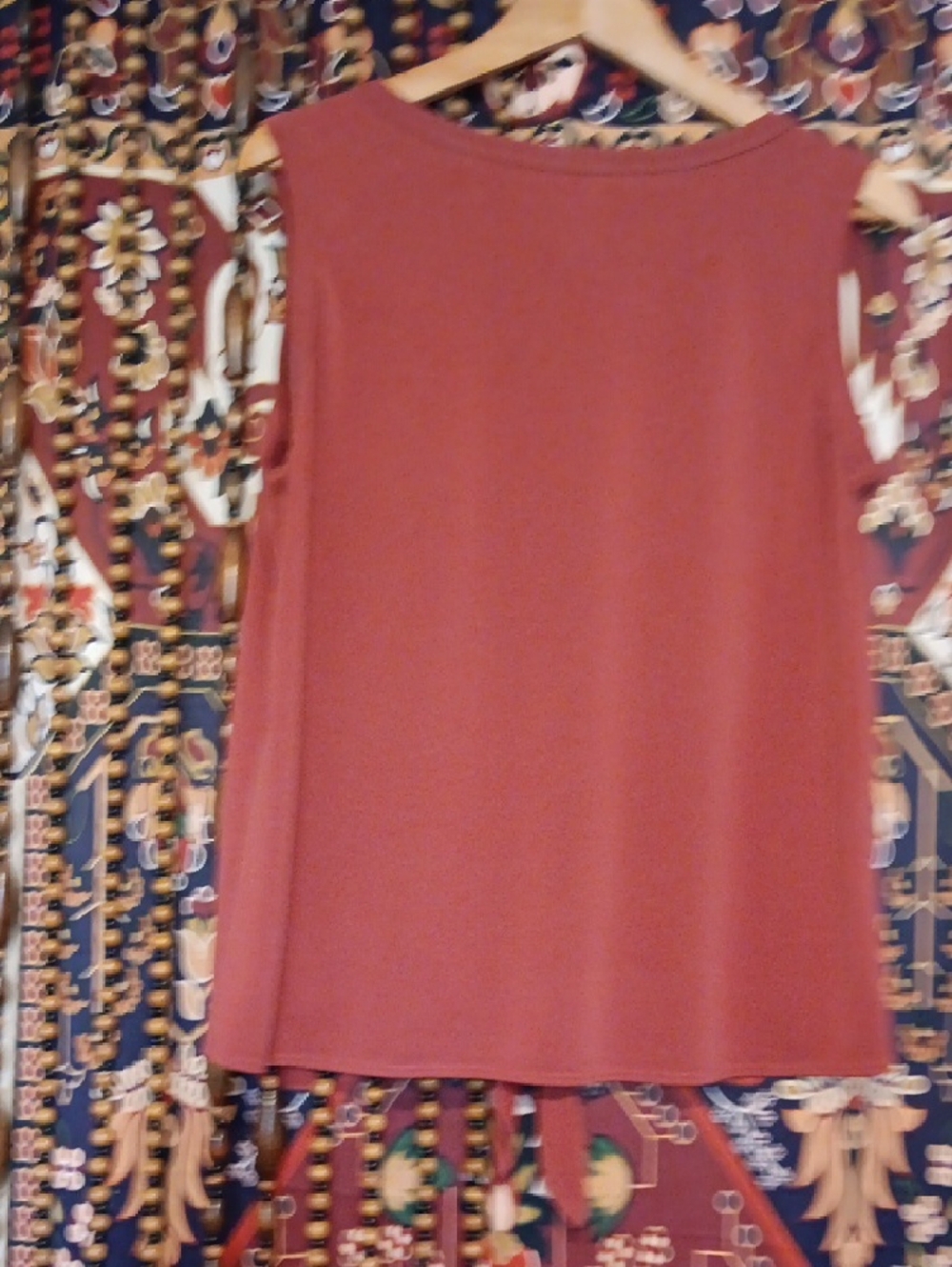 Green Envelope Rust Button-Front Sleeveless Tie-Hem Top - Picture 3 of 3
